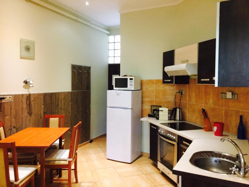 Kaz7 Kazinczy Apartment Budapest Ngoại thất bức ảnh