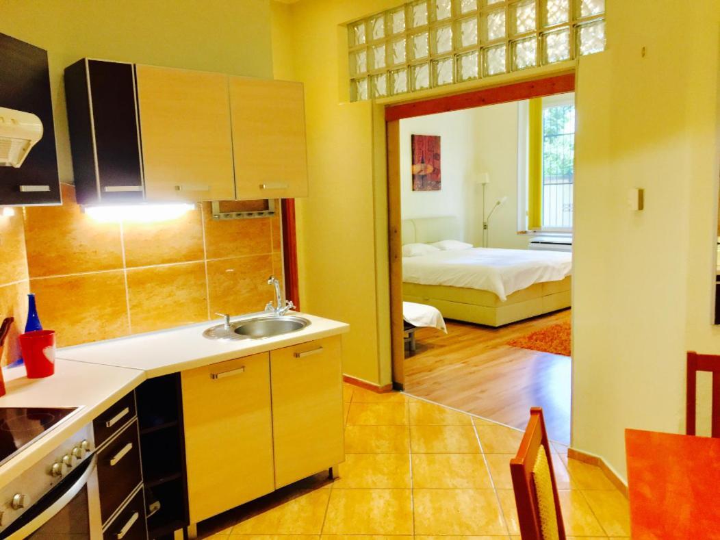 Kaz7 Kazinczy Apartment Budapest Ngoại thất bức ảnh